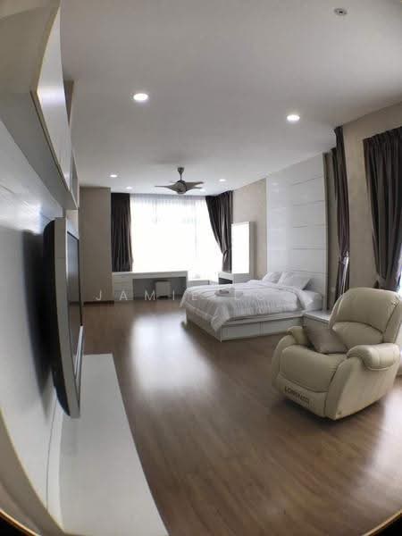 Bungalow House untuk Dijual di Taman Desa Tebrau (Tebrau) - Jamie Low - Bedroom - PropertyGuru.com.my