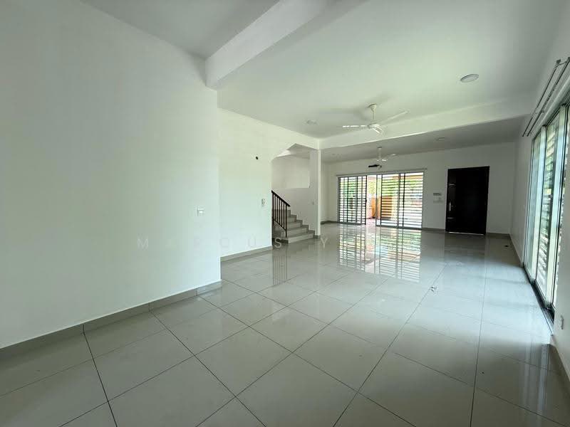 2-storey Terraced House for Sale in Seremban (Negeri Sembilan) - Marcus Yeow - Living Room - PropertyGuru.com.my