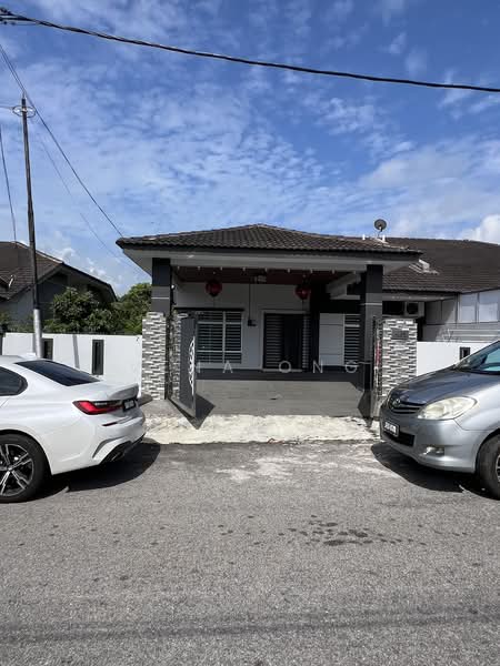 Rumah Berkembar untuk Dijual di Taman Jeram Perdana (Masjid Tanah) - Vena Ong - Exterior - PropertyGuru.com.my