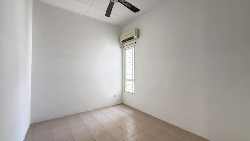 Townhouse for Sale in Bandar Country Homes (Rawang) - Chloe Kok - Interior - PropertyGuru.com.my