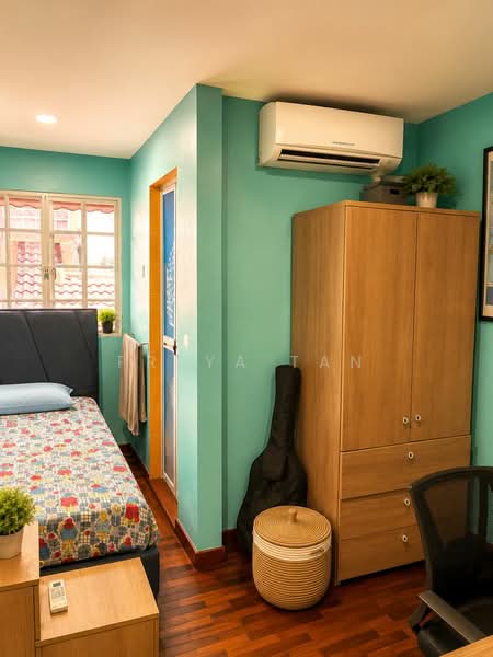 Rumah Teres untuk Dijual di Bukit Rahman Putra (Sungai Buloh) - Freya Tan - PropertyGuru.com.my