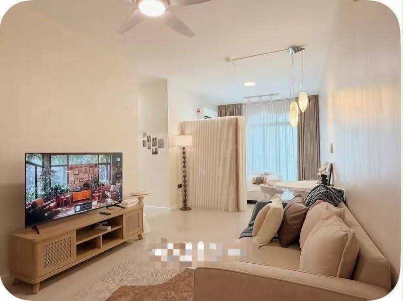 Kediaman Servis untuk Dijual di One 49 Residence - Pauline Ng - Living Room - PropertyGuru.com.my