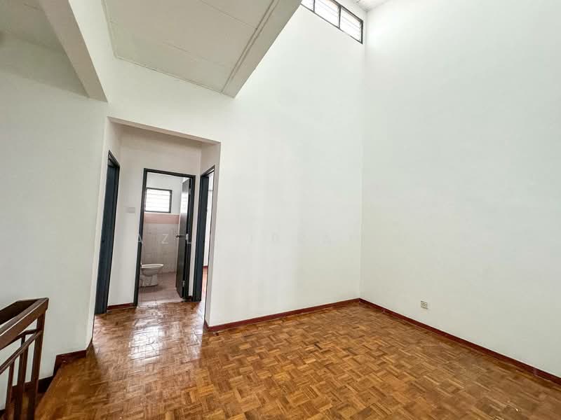 2-storey Terraced House for Sale in Taman Puncak Jalil (Seri Kembangan) - Azli Ibrahim - Interior - PropertyGuru.com.my