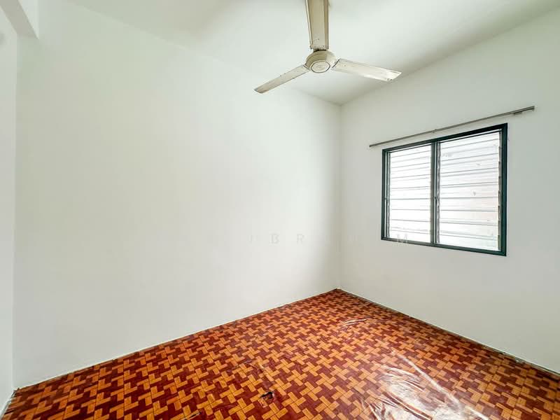 2-storey Terraced House for Sale in Taman Puncak Jalil (Seri Kembangan) - Azli Ibrahim - Interior - PropertyGuru.com.my