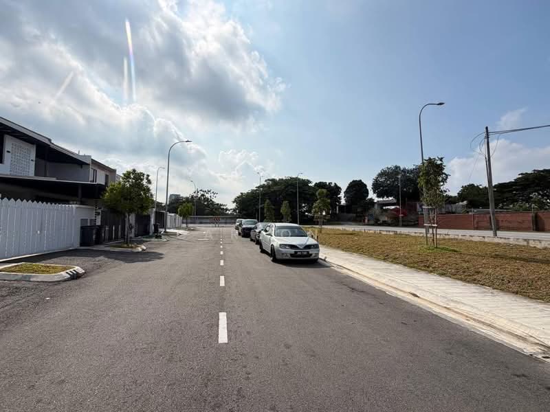 Rumah Teres 2-Tingkat untuk Dijual di Bandar Baru Permas Jaya (Permas Jaya) - Carson . - Exterior - PropertyGuru.com.my