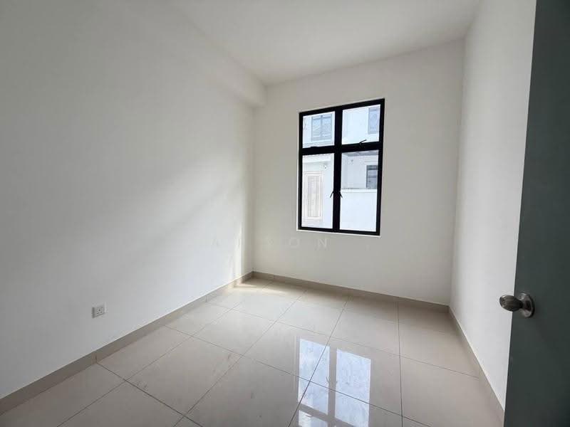 Rumah Teres 2-Tingkat untuk Dijual di Bandar Baru Permas Jaya (Permas Jaya) - Carson . - Interior - PropertyGuru.com.my