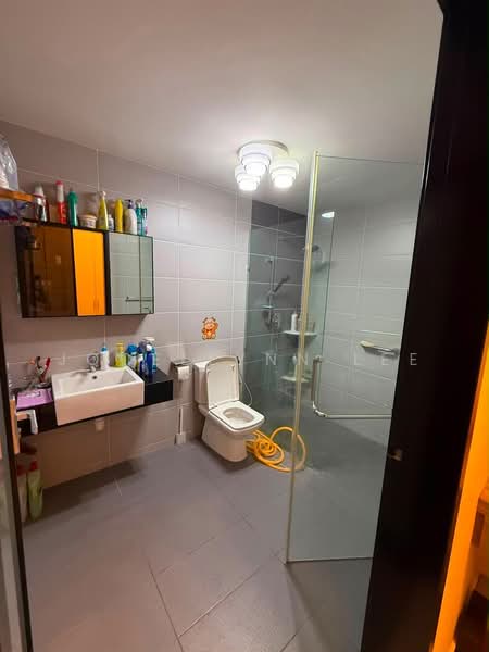 Condominium for Sale at Golden Triangle 2 - Jocellynn Lee - Bathroom - PropertyGuru.com.my
