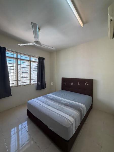 Condominium for Rent at D'Piazza - Amber Hang - PropertyGuru.com.my