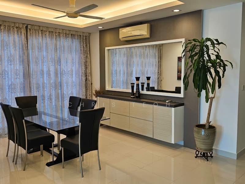 Kondominium untuk Disewa di Gurney Paragon - Chris Teoh - Dining Room - PropertyGuru.com.my