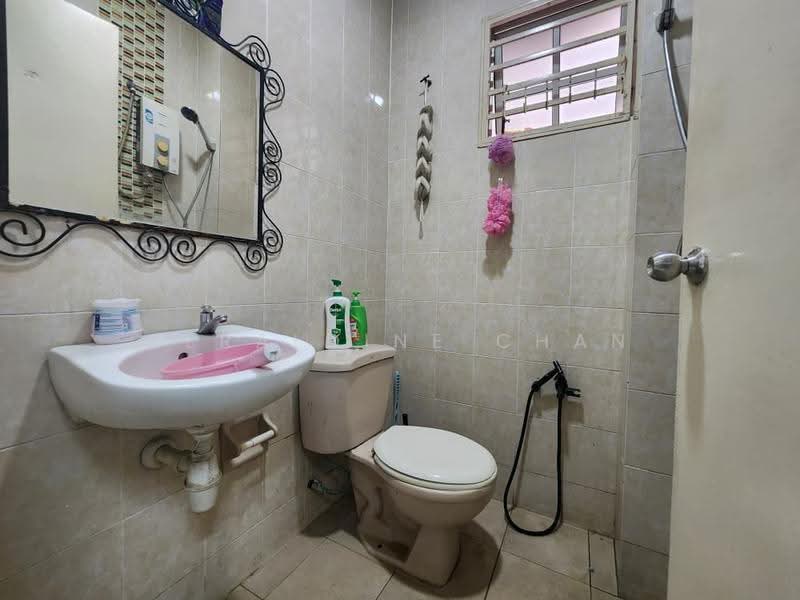 2-storey Terraced House for Rent in Bandar Bukit Puchong (Puchong) - Geraldine Chan - Bathroom - PropertyGuru.com.my