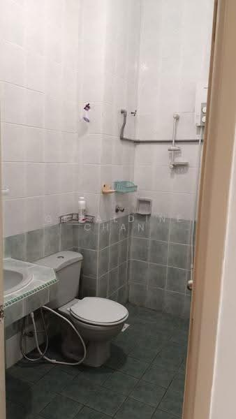 Rumah Teres 2-Tingkat untuk Disewa di Bandar Bukit Puchong (Puchong) - Geraldine Chan - Bathroom - PropertyGuru.com.my
