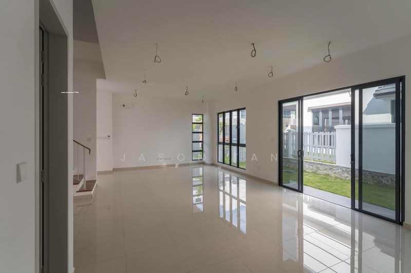 Semi-Detached House for Sale in Shah Alam (Selangor) - Jason Tan - Living Room - PropertyGuru.com.my