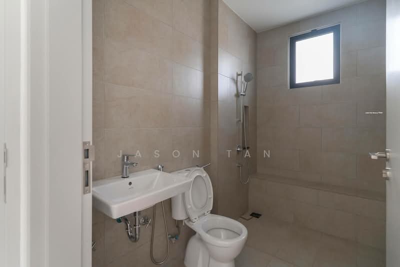Semi-Detached House for Sale in Shah Alam (Selangor) - Jason Tan - Bathroom - PropertyGuru.com.my