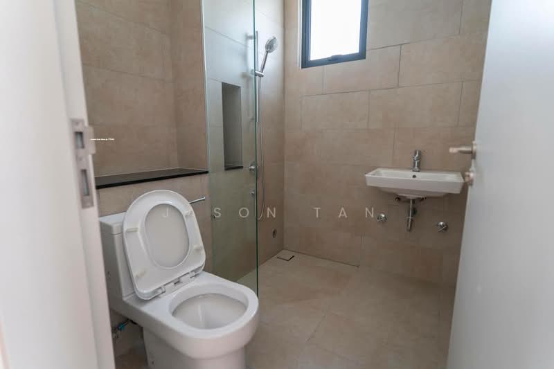 Semi-Detached House for Sale in Shah Alam (Selangor) - Jason Tan - Bathroom - PropertyGuru.com.my