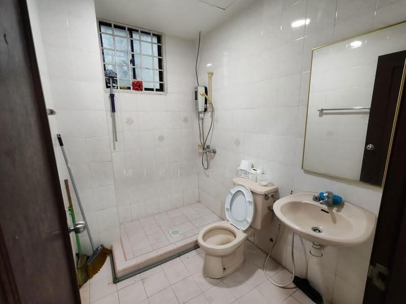Apartment for Sale at Mewah View Luxurious Apartments - Miki Teoh - Bathroom - PropertyGuru.com.my