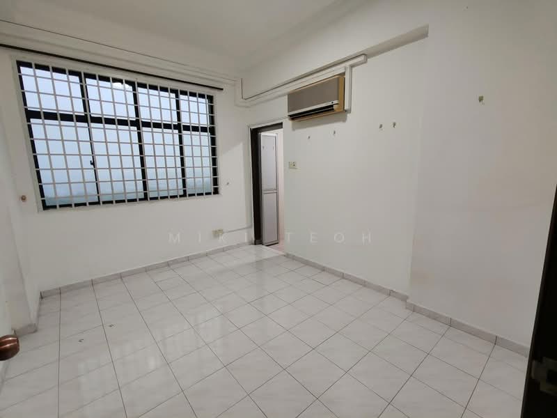 Apartment for Sale at Mewah View Luxurious Apartments - Miki Teoh - Interior - PropertyGuru.com.my