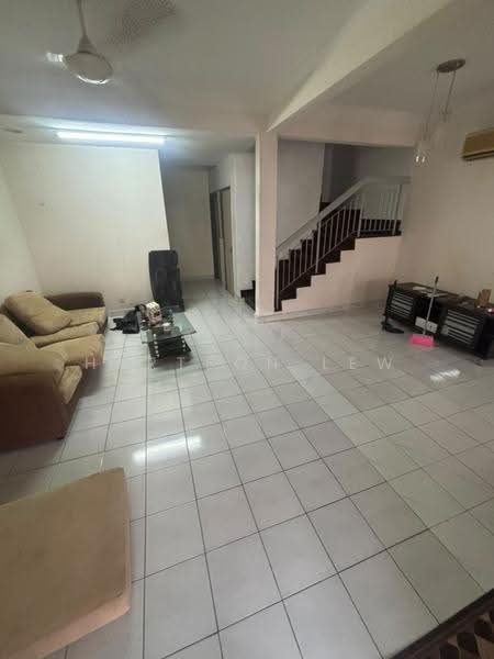 Rumah Teres untuk Disewa di Puchong (Selangor) - Hartson Lew - Living Room - PropertyGuru.com.my