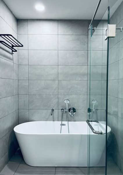 Kediaman Servis untuk Disewa di Dorsett Waterfront Subang - Sean Ng - Bathroom - PropertyGuru.com.my