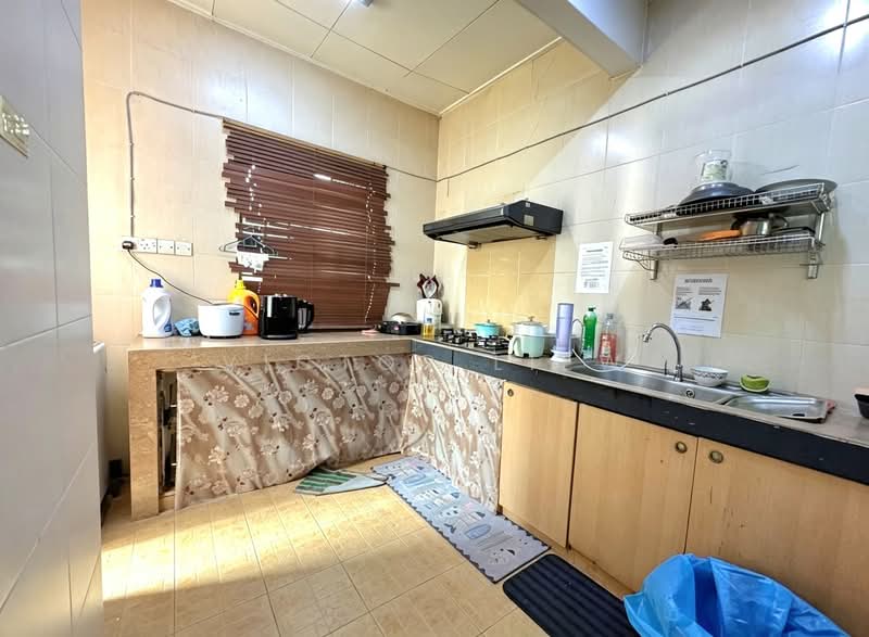 2-storey Terraced House for Sale in Seksyen 5 (Kota Damansara) - Victor Liew - Kitchen - PropertyGuru.com.my