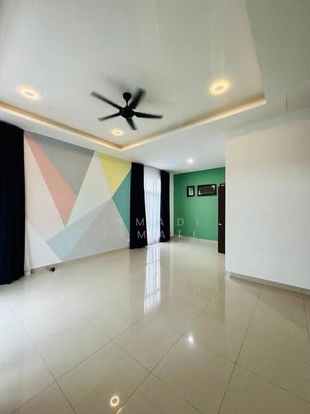 Rumah Berkembar untuk Dijual di Taman Melawati (Ulu Kelang) - Ismadi Ismail - Living Room - PropertyGuru.com.my