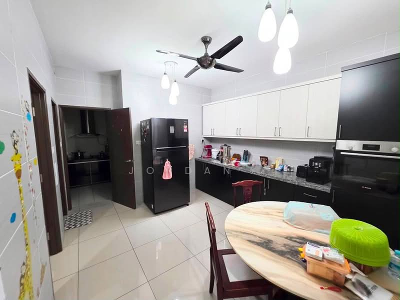 2-storey Terraced House for Sale in Taman Nusa Idaman (Iskandar Puteri (Nusajaya)) - Jordan . - Kitchen - PropertyGuru.com.my