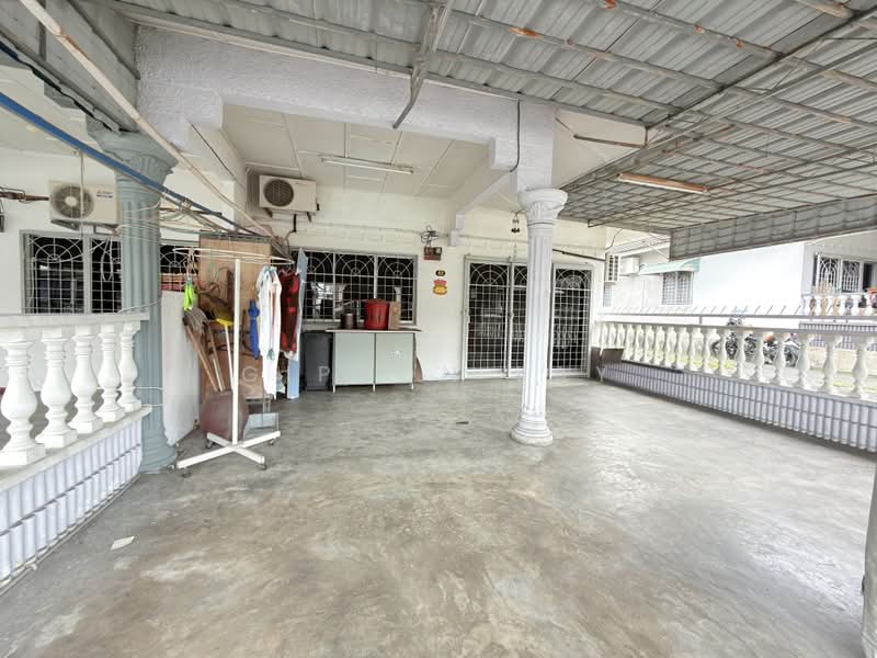 Rumah Teres 1-Tingkat untuk Dijual di Taman Intan (Kluang) - Gipson Lay - Exterior - PropertyGuru.com.my
