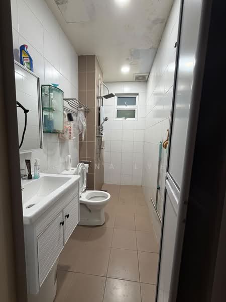 Condominium for Sale at Fairway Suites - Elena Lye - PropertyGuru.com.my
