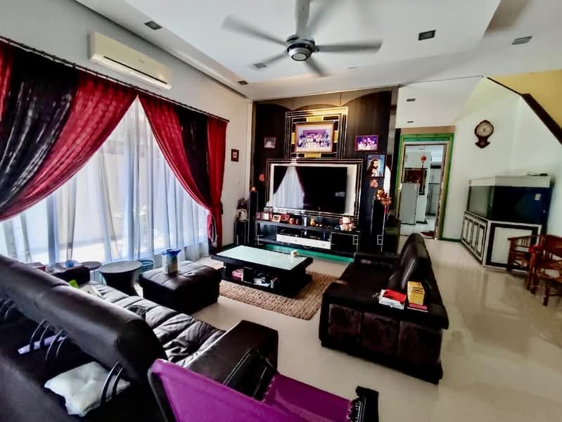Semi-Detached House for Sale in Batu Caves (Selangor) - Vivien Lee - Living Room - PropertyGuru.com.my