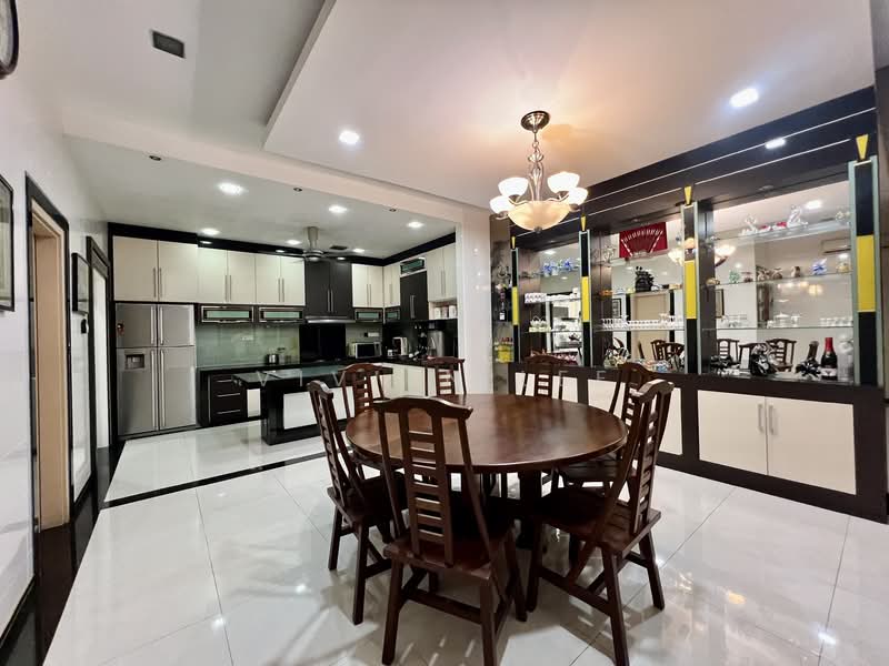 Semi-Detached House for Sale in Batu Caves (Selangor) - Vivien Lee - Kitchen - PropertyGuru.com.my