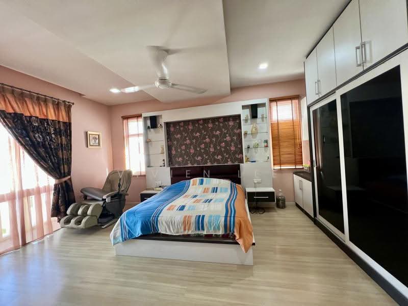 Semi-Detached House for Sale in Batu Caves (Selangor) - Vivien Lee - Master Bedroom - PropertyGuru.com.my