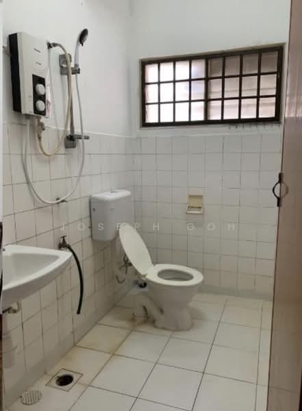 Pangsapuri untuk Disewa di Taman Megah Ria - Joseph Goh - Bathroom - PropertyGuru.com.my