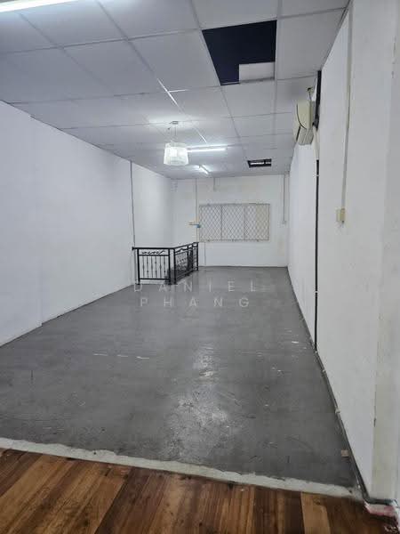 Kedai untuk Disewa di George Town (Penang) - Daniel Phang - Interior - PropertyGuru.com.my