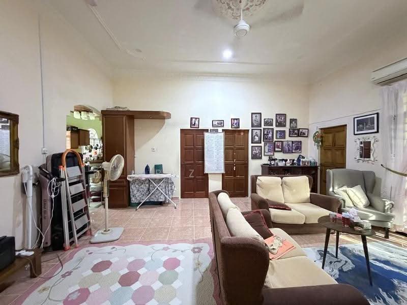 Bungalow House for Sale in Kuala Nerus (Terengganu) - RIZ1 . - Living Room - PropertyGuru.com.my