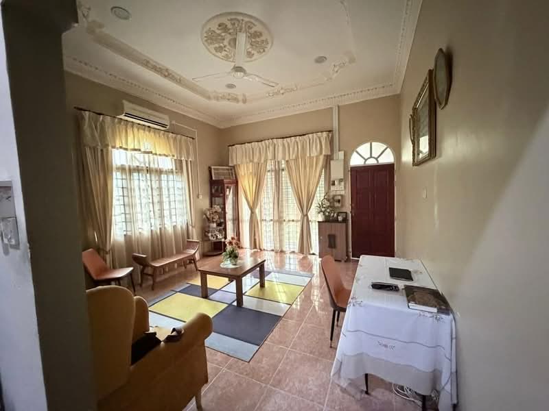 Bungalow House for Sale in Kuala Nerus (Terengganu) - RIZ1 . - Living Room - PropertyGuru.com.my