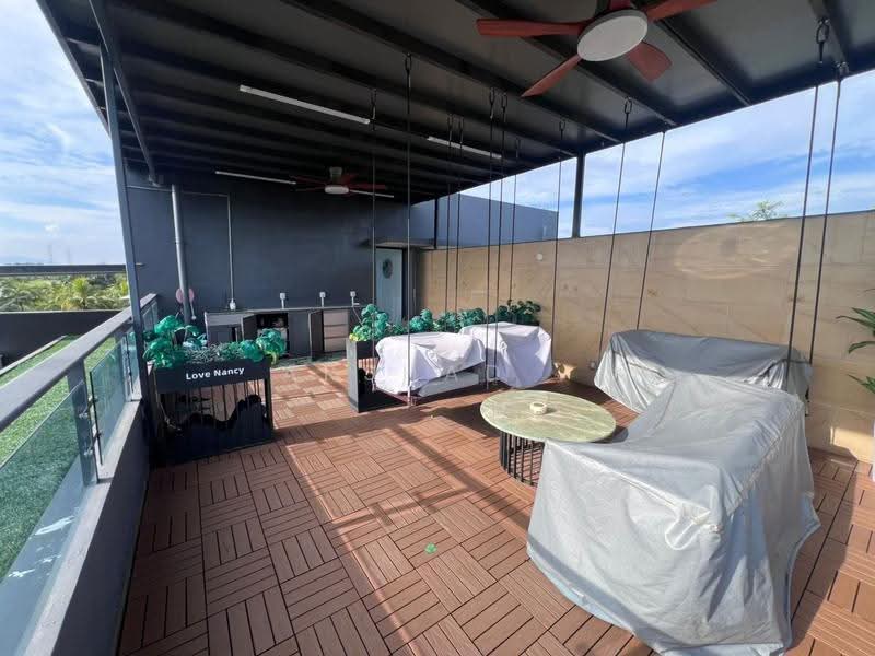 Cluster House for Sale in Forest City (Gelang Patah) - Arshad . - Balcony - PropertyGuru.com.my