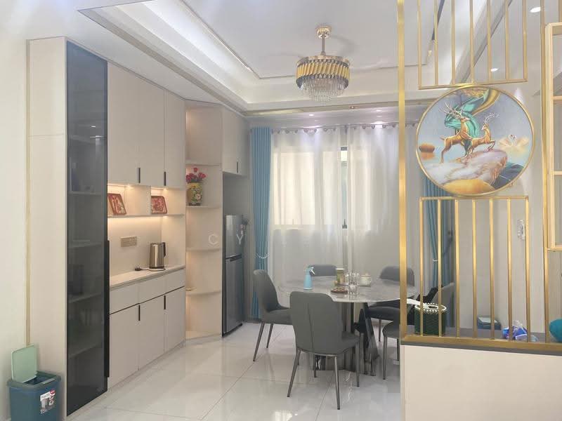 Apartment for Rent at Bay Point @ Country Garden Danga Bay - CY LEE - Dining Room - PropertyGuru.com.my