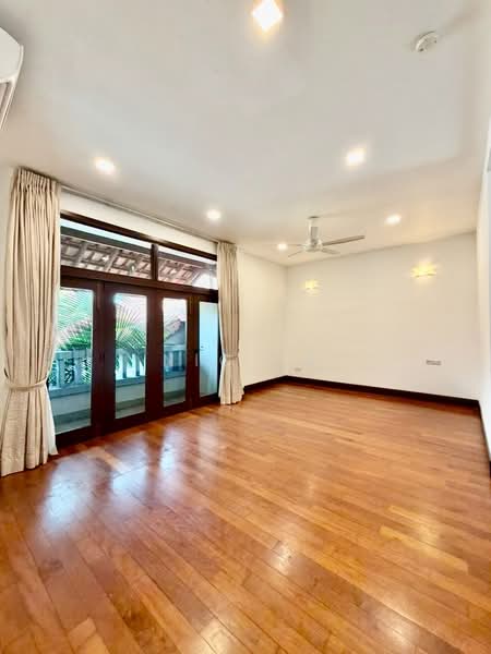 Bungalow House untuk Disewa di Mont Kiara (Kuala Lumpur) - Nic Lu - Living Room - PropertyGuru.com.my