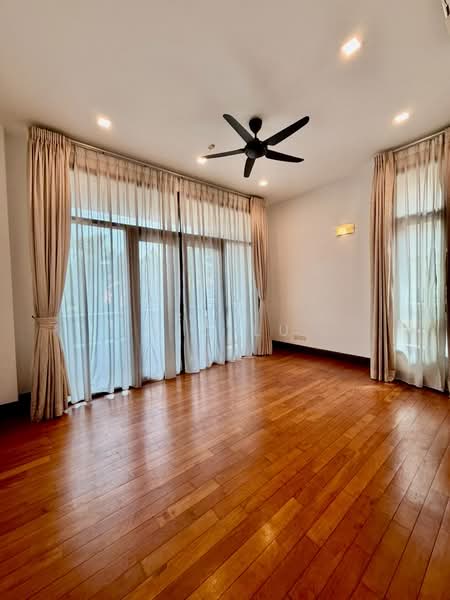 Bungalow House untuk Disewa di Mont Kiara (Kuala Lumpur) - Nic Lu - Living Room - PropertyGuru.com.my