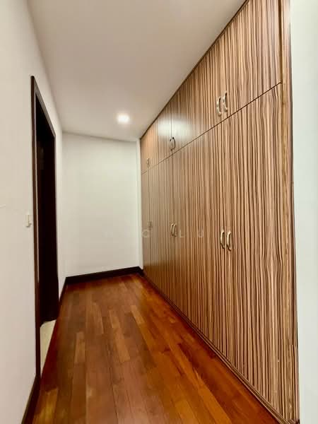 Bungalow House untuk Disewa di Mont Kiara (Kuala Lumpur) - Nic Lu - Corridor - PropertyGuru.com.my