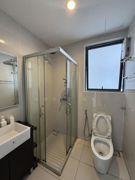 Condominium for Sale at Bay Point @ Country Garden Danga Bay - Louis Ng - Bathroom - PropertyGuru.com.my