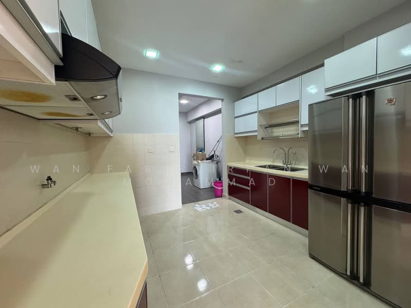 Kondominium untuk Dijual di Riana Green East - Wan Faris Irfan Wan Mohammad - Kitchen - PropertyGuru.com.my