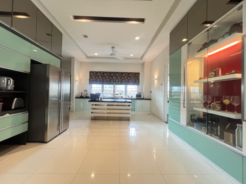Bungalow House for Sale in Taman Bukit Hartamas (Cheras) - Denver Sin - Kitchen - PropertyGuru.com.my