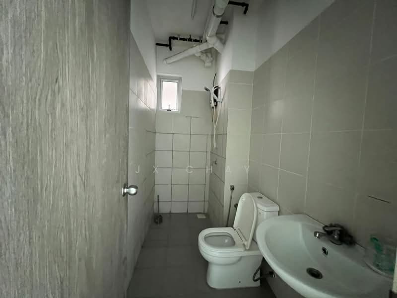 Apartment for Rent at Residensi Seri Wahyu - Jx Chay - Bathroom - PropertyGuru.com.my