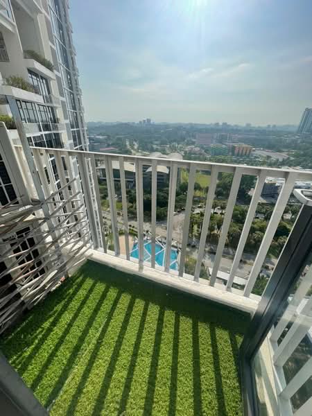 Kediaman Servis untuk Disewa di Third Avenue - Cony Lum - Balcony - PropertyGuru.com.my