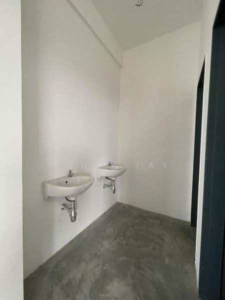 Shop / Office for Rent in Iskandar Puteri (Nusajaya) (Johor) - Wendy Tay - Bathroom - PropertyGuru.com.my