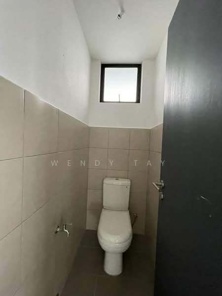 Shop / Office for Rent in Iskandar Puteri (Nusajaya) (Johor) - Wendy Tay - Bathroom - PropertyGuru.com.my