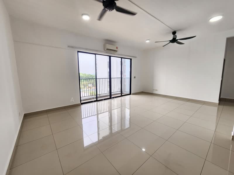 Kondominium untuk Dijual di Green Park Residence - Alvin Loh - Living Room - PropertyGuru.com.my