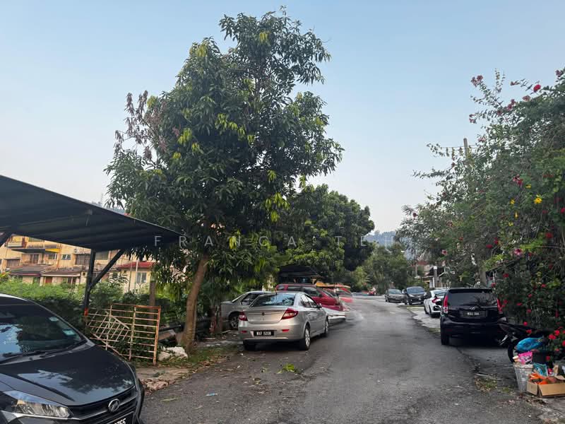 Rumah Teres 3-Tingkat untuk Dijual di Taman Bukit Teratai (Ampang) - Franca Teh - Exterior - PropertyGuru.com.my