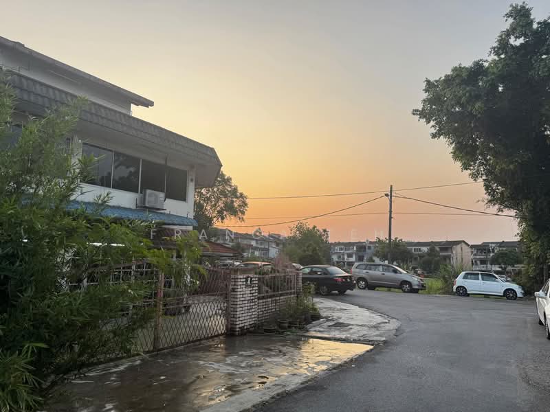 Rumah Teres 3-Tingkat untuk Dijual di Taman Bukit Teratai (Ampang) - Franca Teh - Exterior - PropertyGuru.com.my