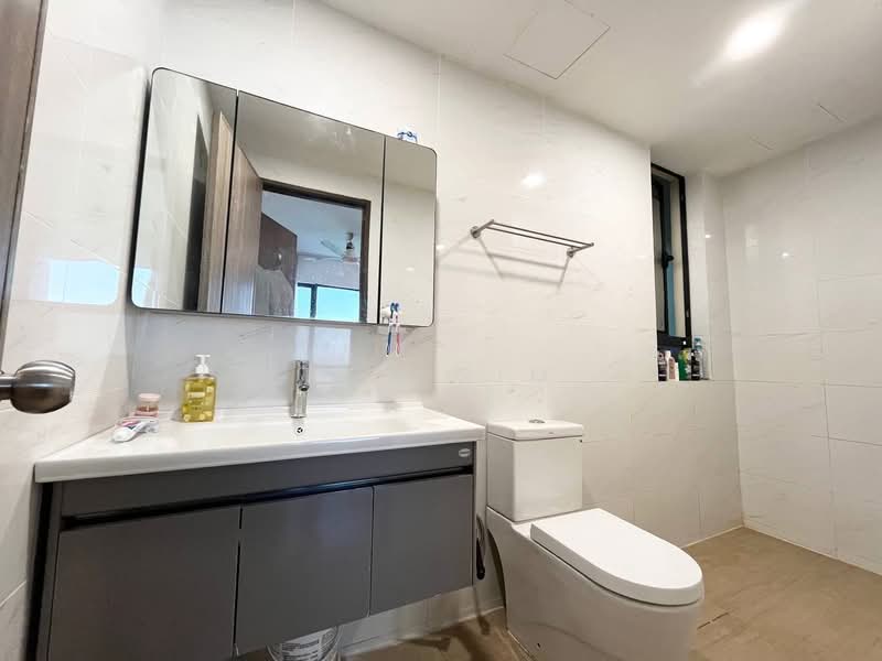 Service Residence for Rent at Country Garden Central Park - Ken Sim - Bathroom - PropertyGuru.com.my